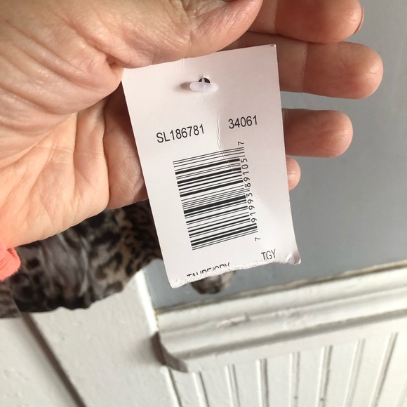 Women’s NWT Sunny Leigh Button-Down Blouse. Sz xl. - Picture 4 of 5